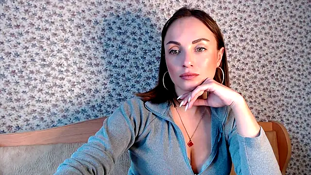 Snapshot of Tinadream20 chatting on 05.15.26 Tinadream20 online show from 05.15.26