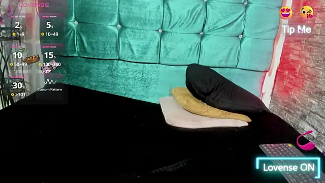 Snapshot of Cloee66 chatting on 01.08.26 Cloee66 online show from 01.08.26