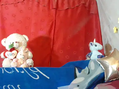 hottieperla online show from 12.13.24