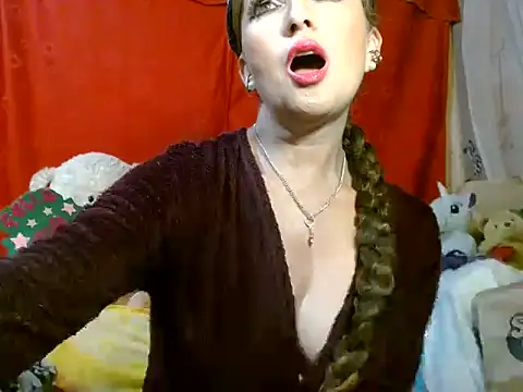 Snapshot of hottieperla chatting on 05.29.26 hottieperla online show from 05.29.26