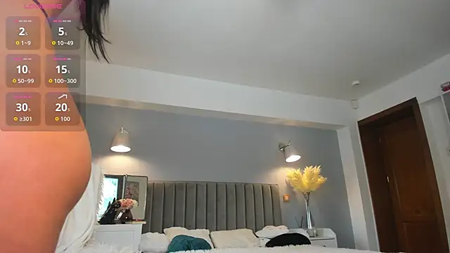 Awesome Jolie online show from 02.02.26