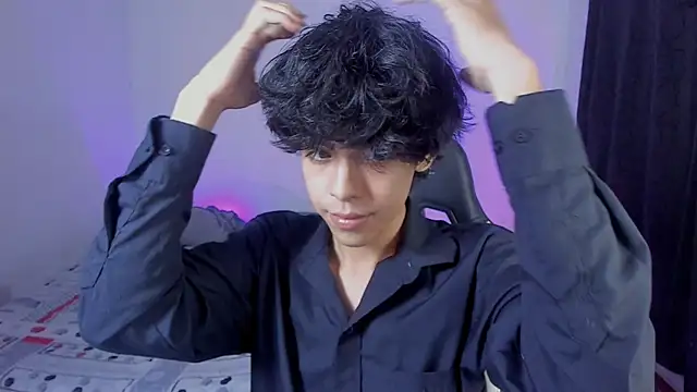 Snapshot of Alan26_ chatting on 11.27.25 Alan26 online show from 11.27.25