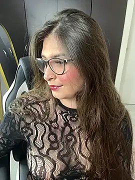 Snapshot of adara_lennox chatting on 07.23.26 adara lennox online show from 07.23.26