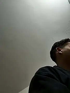 Snapshot of xrobXstax chatting on 03.19.25 xrobXstax online show from 03.19.25