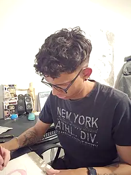 Snapshot of xrobXstax chatting on 10.09.25 xrobXstax online show from 10.09.25