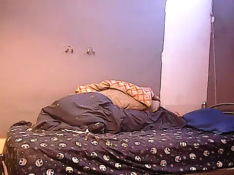 Snapshot of twinkerbell344 chatting on 02.15.26 twinkerbell344 online show from 02.15.26