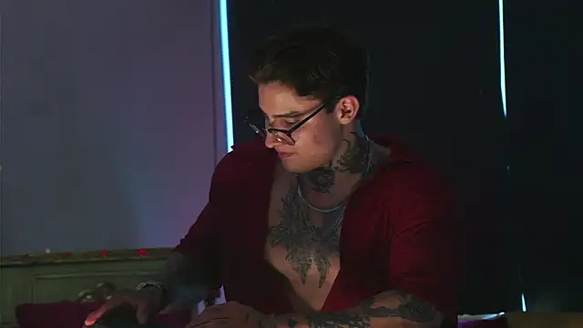 dantecoppolaa  online show from 10.18.25