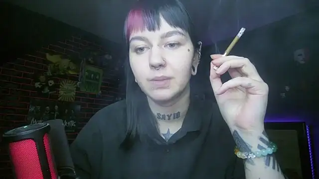 Snapshot of MoorderxDoll chatting on 03.04.26 MoorderxDoll online show from 03.04.26