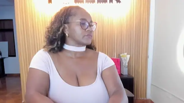 AliciaMiilf online show from 02.11.25