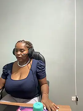 Snapshot of AliciaMiilf chatting on 07.09.26 AliciaMiilf online show from 07.09.26