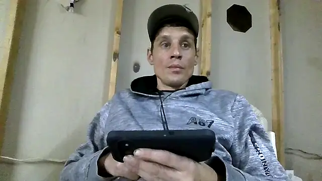 Snapshot of KeithLowry chatting on 11.01.25 KeithLowry online show from 11.01.25