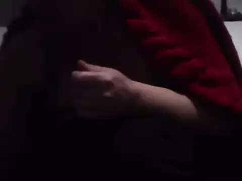 Snapshot of DragoneSFR chatting on 02.22.25 DragoneSFR online show from 02.22.25