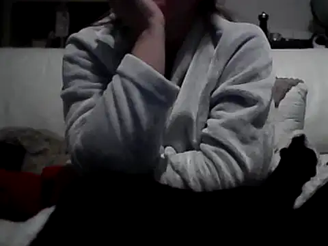 Snapshot of DragoneSFR chatting on 02.25.25 DragoneSFR online show from 02.25.25