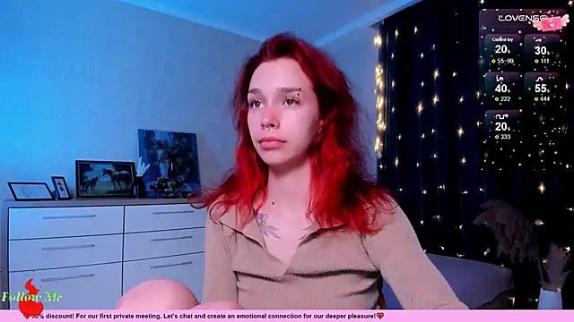 Snapshot of LeylaNoiry chatting on 12.11.24 LeylaNoiry online show from 12.11.24