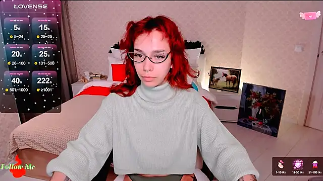 Snapshot of LeylaNoiry chatting on 01.02.25 LeylaNoiry online show from 01.02.25