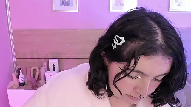 Sachi Meow online show from 03.03.25