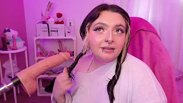 Sachi Meow online show from 04.13.26