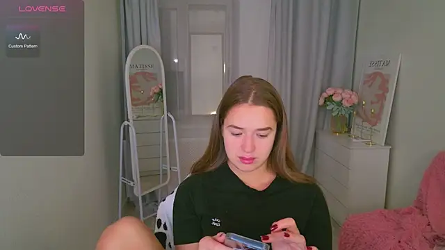 LovelyJessie online show from 11.25.25