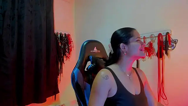 scarlet-kennedy98 online show from 10.24.25