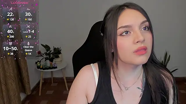 Snapshot of anaveleeez chatting on 12.06.24 anaveleeez online show from 12.06.24