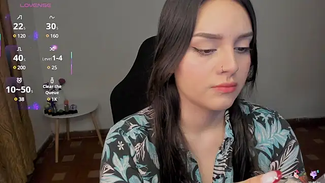 Snapshot of anaveleeez chatting on 02.06.25 anaveleeez online show from 02.06.25