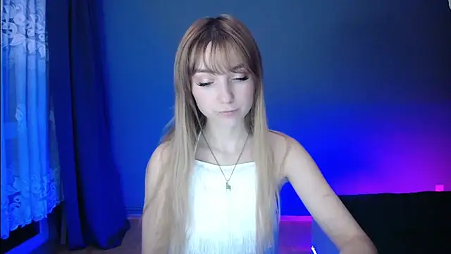 LuciaYoung online show from 03.01.25