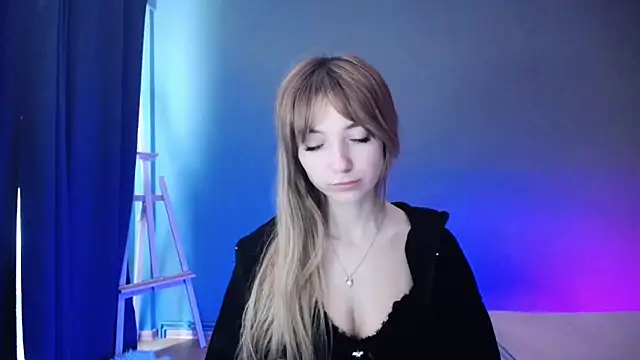 LuciaYoung online show from 03.08.25