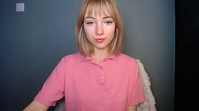 LuciaYoung online show from 02.13.26