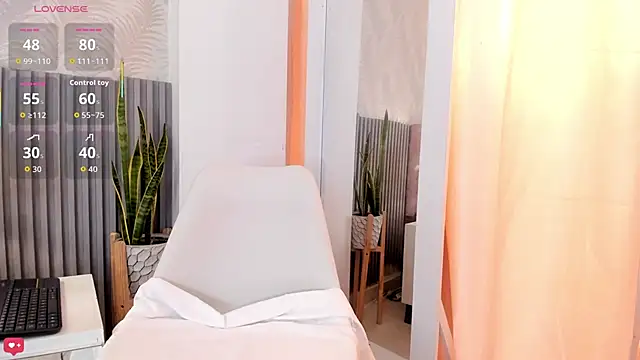 Sally Azmani  online show from 12.05.25