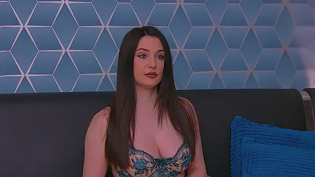 Snapshot of KassieWeins chatting on 04.20.26 KassieWeins online show from 04.20.26