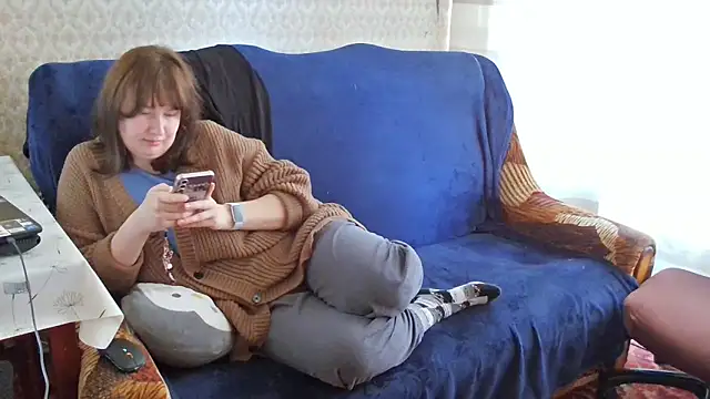 franceska blue online show from 04.08.26