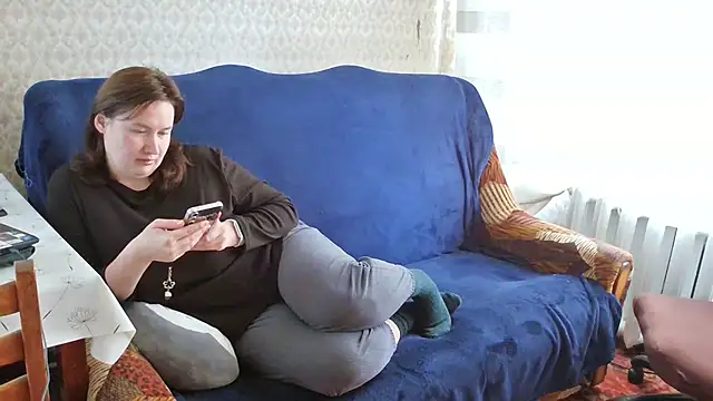 Snapshot of franceska_blue chatting on 04.26.26 franceska blue online show from 04.26.26