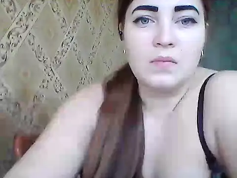 Elizabeth Meow online show from 12.04.25