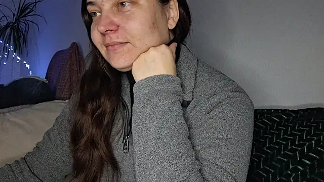 Cyndee Winter online show from 11.19.25