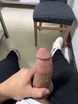 furkanktyAcalea online show from 04.14.26