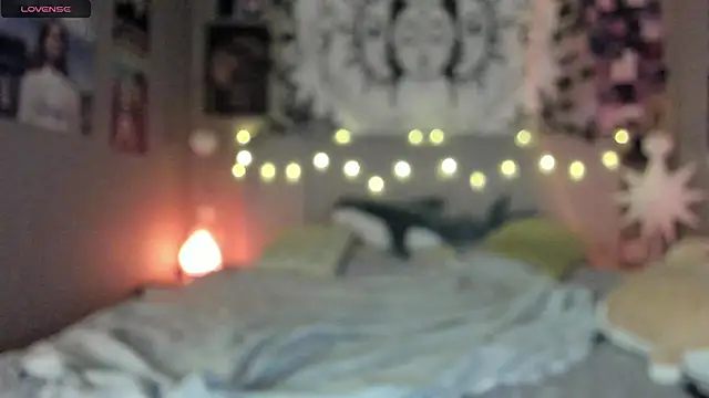 Anisawithlove online show from 02.04.25