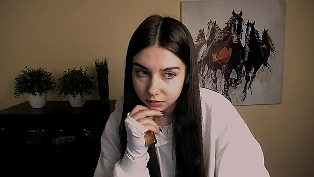 Lili magic online show from 11.19.25