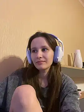 Snapshot of babywaifu chatting on 02.09.25 babywaifu online show from 02.09.25