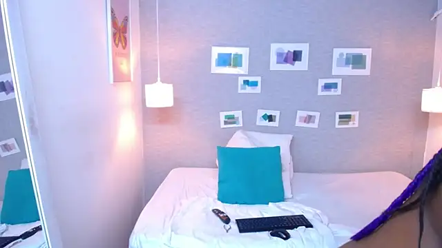 kiara evanss online show from 03.06.25