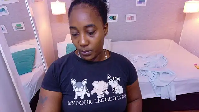 kiara evanss online show from 10.29.25