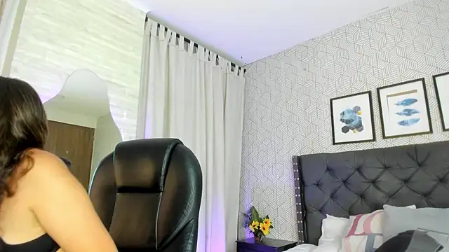 Snapshot of emma__smith1 chatting on 02.06.25 emma smith1 online show from 02.06.25