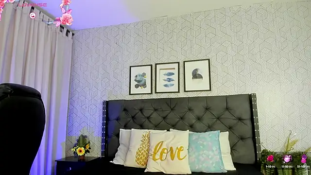 Snapshot of emma__smith1 chatting on 03.03.25 emma smith1 online show from 03.03.25