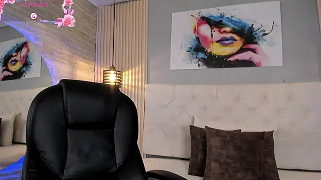 Snapshot of emma__smith1 chatting on 09.22.25 emma smith1 online show from 09.22.25