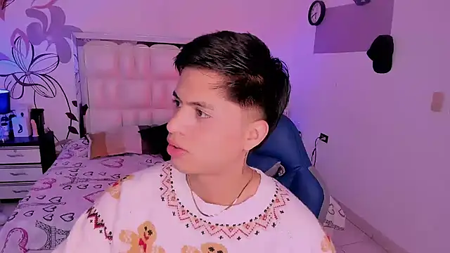 Snapshot of Niicky1_ chatting on 12.19.24 Niicky1  online show from 12.19.24