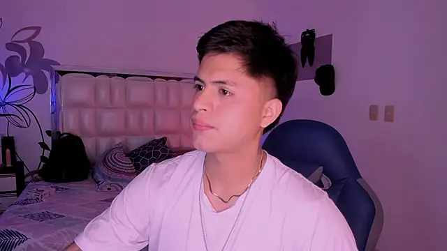 Snapshot of Niicky1_ chatting on 01.17.25 Niicky1  online show from 01.17.25