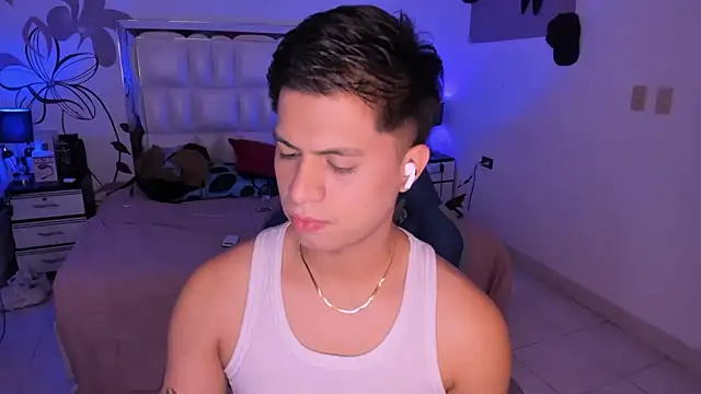 Snapshot of Niicky1_ chatting on 01.30.25 Niicky1  online show from 01.30.25