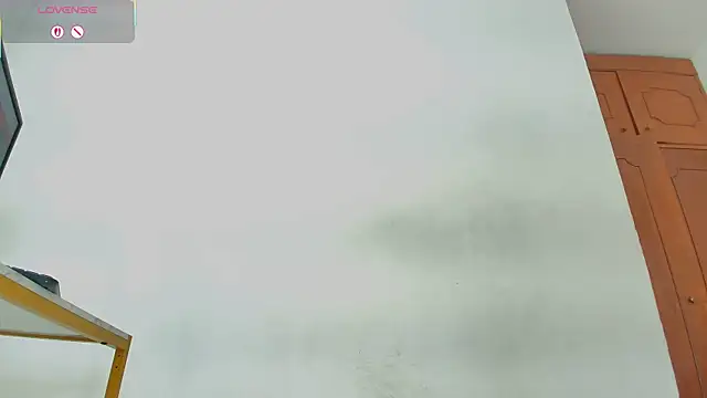 Breisy bigboobs online show from 11.17.25