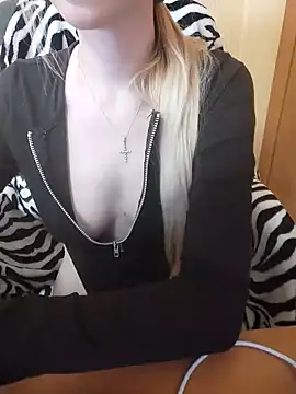 Elza kom online show from 03.22.25