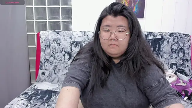 Nadine asian online show from 10.28.25