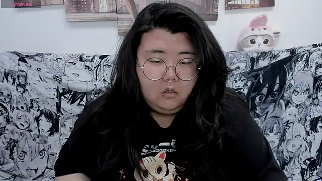 Nadine asian online show from 11.04.25